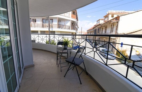 Larnaca City Centre Apartment | Jana`s 2-BR Apartment in Larnaca