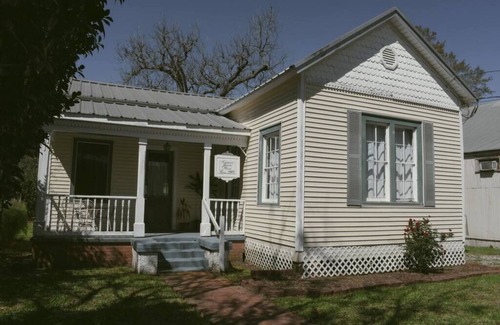 Broussard House | Janin House
