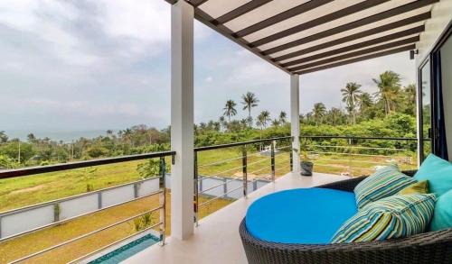 Bang Po Villa | Janjira Villa