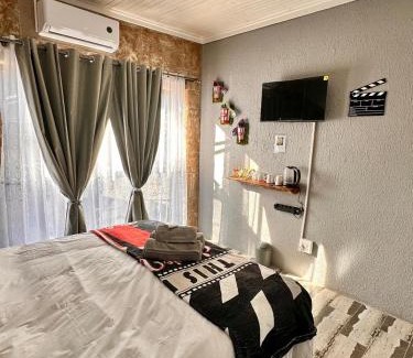 Matjhabeng House | Janneman Se Leeuwyfie B&B