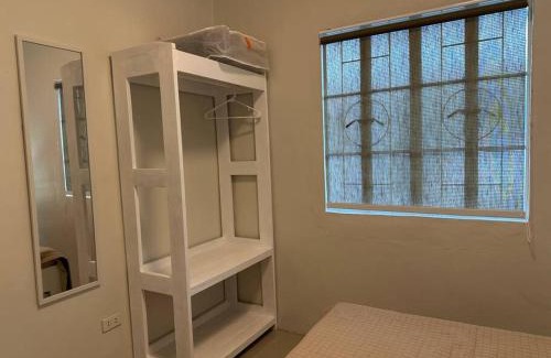 General Santos House | Japandi Home B - Fully Aircon, WIFI, Hot shower, 24hGuard, Center, near Malls