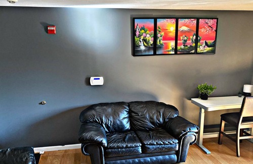 Mount Airy Condo | Japanese Themed Condo