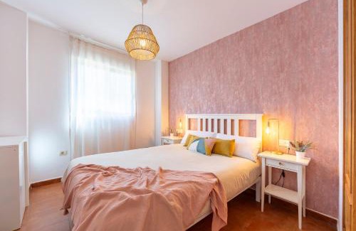 Vera Beach Apartment | Jardín privado # NETFLIX # Playa a 8min # WIFI # Familia # Apartamento