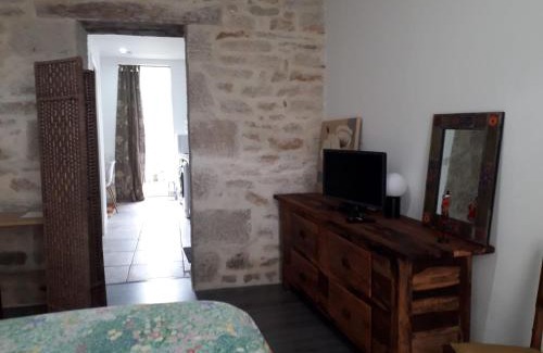 Quimper Apartment | JARDIN FLEURI - STAYHOME - Appart 1