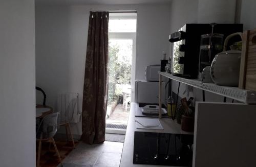 Quimper Apartment | JARDIN FLEURI - STAYHOME - Appart 1