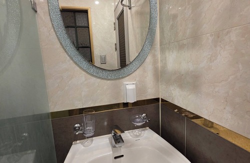Yeongdeungpo-gu Hotel | Jardin Hotel