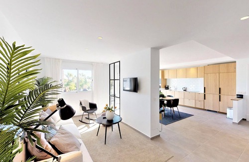 Nueva Andalucia Apartment | Jardines De Andalucía - EXQUISITE NEWLY RENOVATED