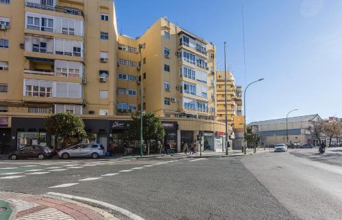 Fontanal-Maria Auxiliadora-Carretera de Carmona Apartment | Jardines Valle 3 rooms 2 baños