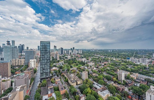 Garden District Apartment | Jarvis Suites - RSMT