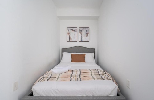 Garden District Apartment | Jarvis Suites - RSMT