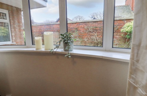 Lytham St. Anne's Cottage | Jasmine Cottage