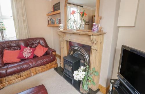 Rhuddlan House | Jasmine Cottage