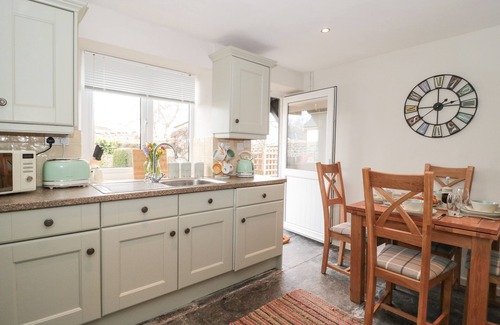 Kilmington Cottage | JASMINE COTTAGE, pet friendly, with open fire in Kilmington, Devon