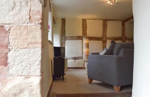Middle Mayfield House | Jasmine Cottage - Uk4176