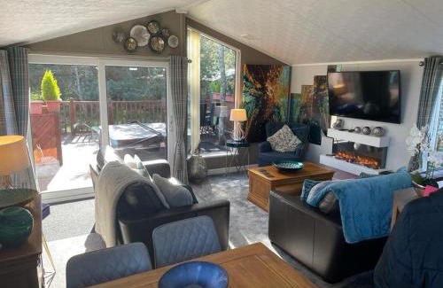 Morpeth House | Jasmine Lodge, 2 bedroom with hot tub - Felmoor Park
