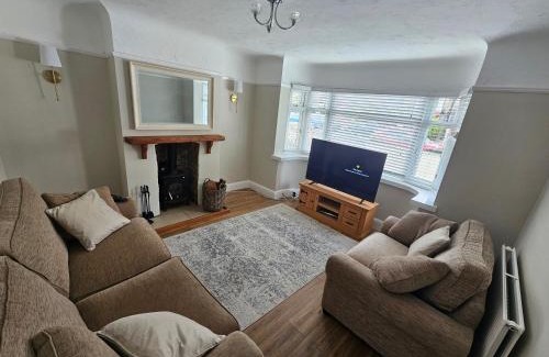 Llandudno House | Jasslyn Llandudno with Private Car Park