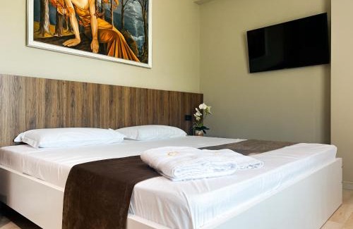 Tirana Hotel | Jata Crown Hotel
