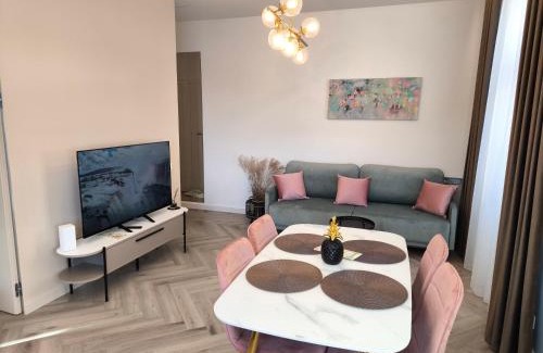 Siauliai City Center Apartment | Jaukus butas Šiaulių centre