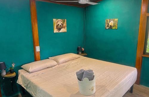 Tamarindo House | Java blue banana