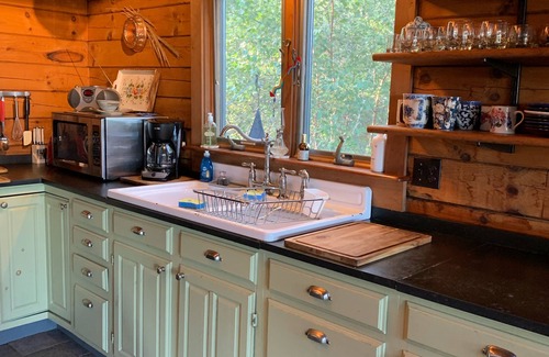 Rockport House | Jaw-Dropping Coastal Mountain & Ocean View Post & Beam Log Getaway
