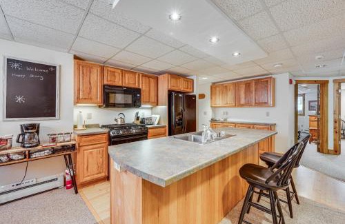 North Troy Apartment | Jay Peak Resort Vacation Rental Ski-InandSki-Out!