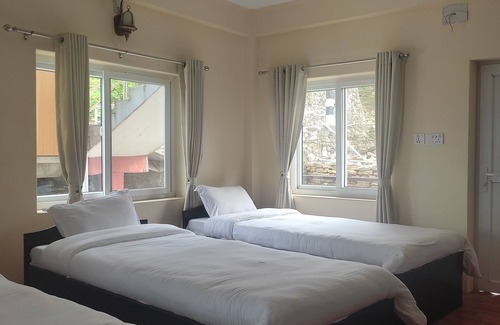 Pumdi Bhumdi Cabin | jay sambhoo pumdikot lodge