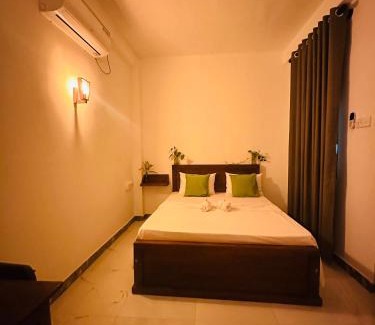 Seeduwa - Katunayake Hotel | Jaya Villa - Near Airport