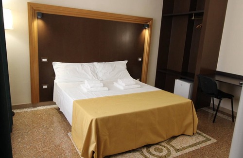 Gallipoli Hotel | JAYRO'