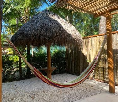 Paquera Cabin | Jazlyn Lodge & Tours