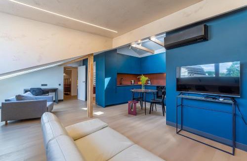 Old Town Apartment | Jazz Old Town apartment with AC