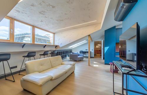 Old Town Apartment | Jazz Old Town apartment with AC