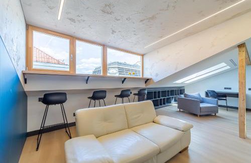 Old Town Apartment | Jazz Old Town apartment with AC