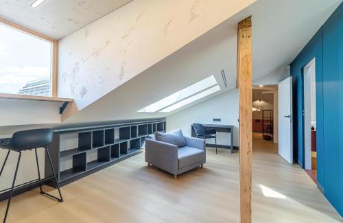 Old Town Apartment | Jazz Old Town apartment with AC