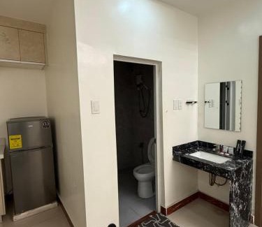 Tambo Apartment | JCAL Building Next to Manila Aiports Okada, Solaire MOA