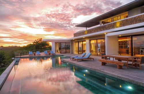 Kuta Villa | Jeeva Mandalika