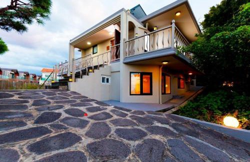 Aewol House | Jeju Arpore Stay