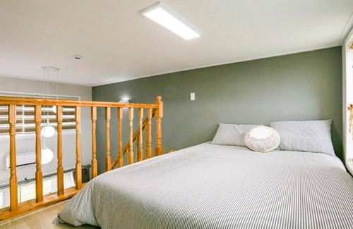 Hallim House | Jeju Bandi House Pension