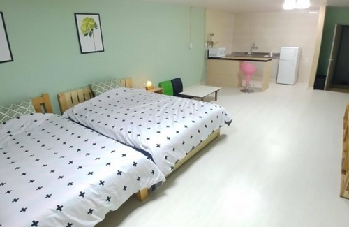 Gujwa House | Jeju Banjip Pension