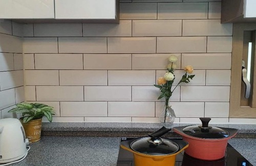 Sehwa-ri House | Jeju Bizagot Pension