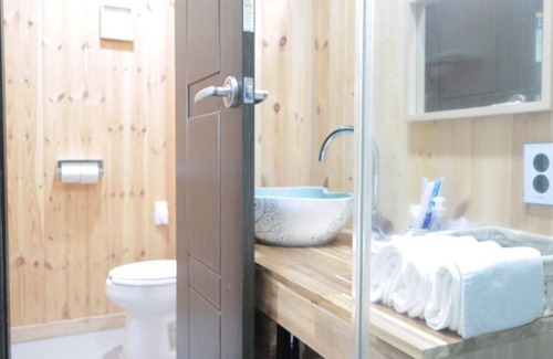 Andeok House | Jeju Coz Guest House