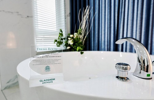 Gangjeong-dong Hotel | Jeju Gladsheim Hotel