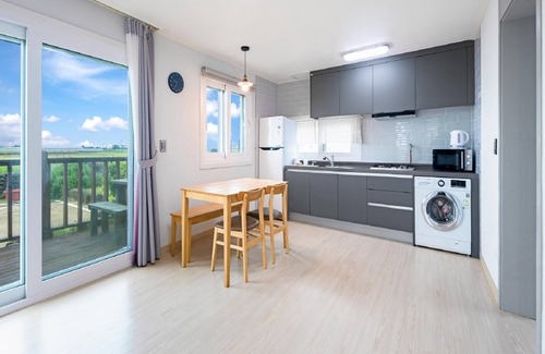 Hallim House | Jeju Gosanirang Pension
