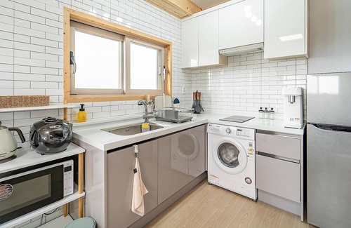 Hallim House | Jeju Hoyeongfarm Stay
