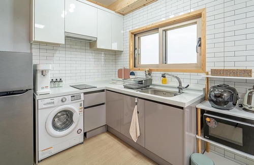 Hallim House | Jeju Hoyeongfarm Stay