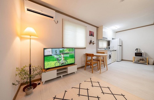 Andeok House | Jeju Joyhouse