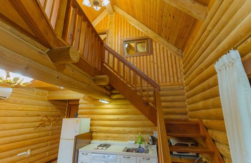 Jungmun Hotel | Jeju Jungmun Log Pension & Resort