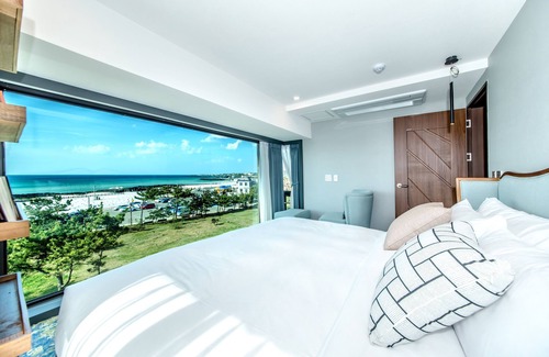 Aewol Hotel | Jeju Marevo Beach Hotel