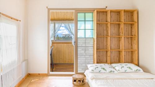 Hallim House | Jeju orsirok dogchaepension