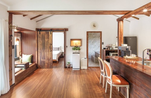 Andeok House | Jeju Proud Jacuzzi Dokche Pension