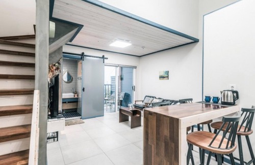 Hallim House | Jeju Romance Papa Pension